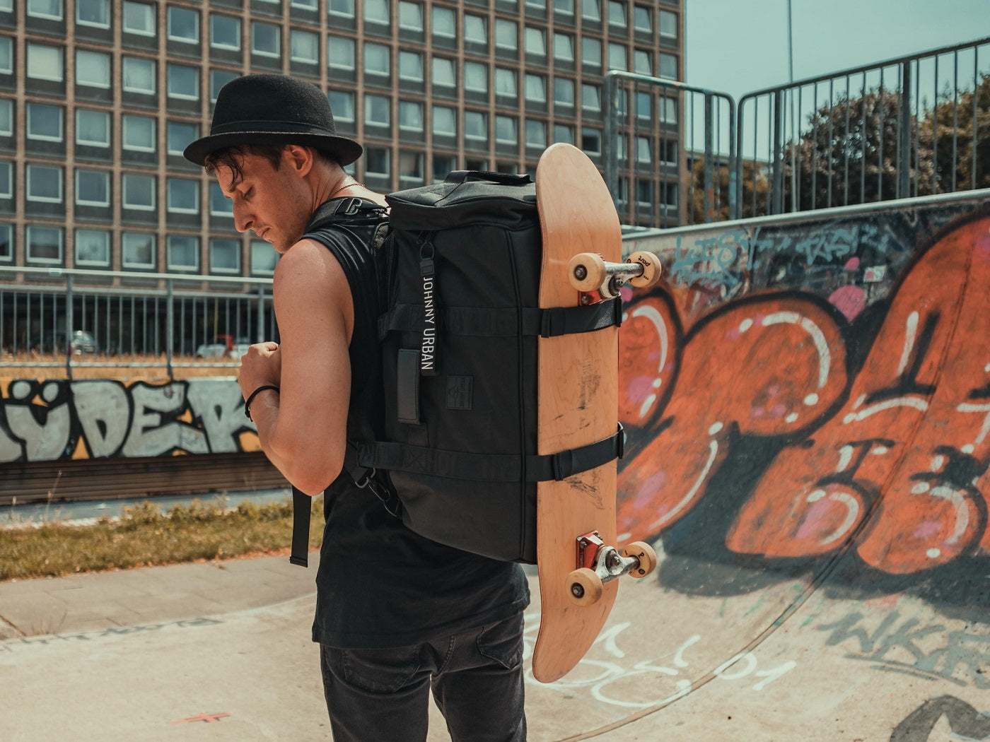 Duffle Bag als Rucksack getragen - Johnny Urban