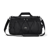 Schwarze Duffle Bag 'Shawn Medium' von Johnny Urban mit Schultergurt und elastischem Spanngurt vorne