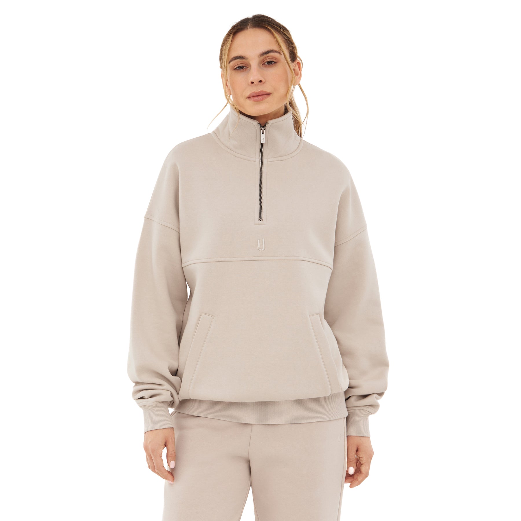 Beige Damen-Halbreißverschluss-Sweatshirt 'Cooper' von Johnny Urban mit hoher Kragen, Kängurutaschen und lockerer Passform