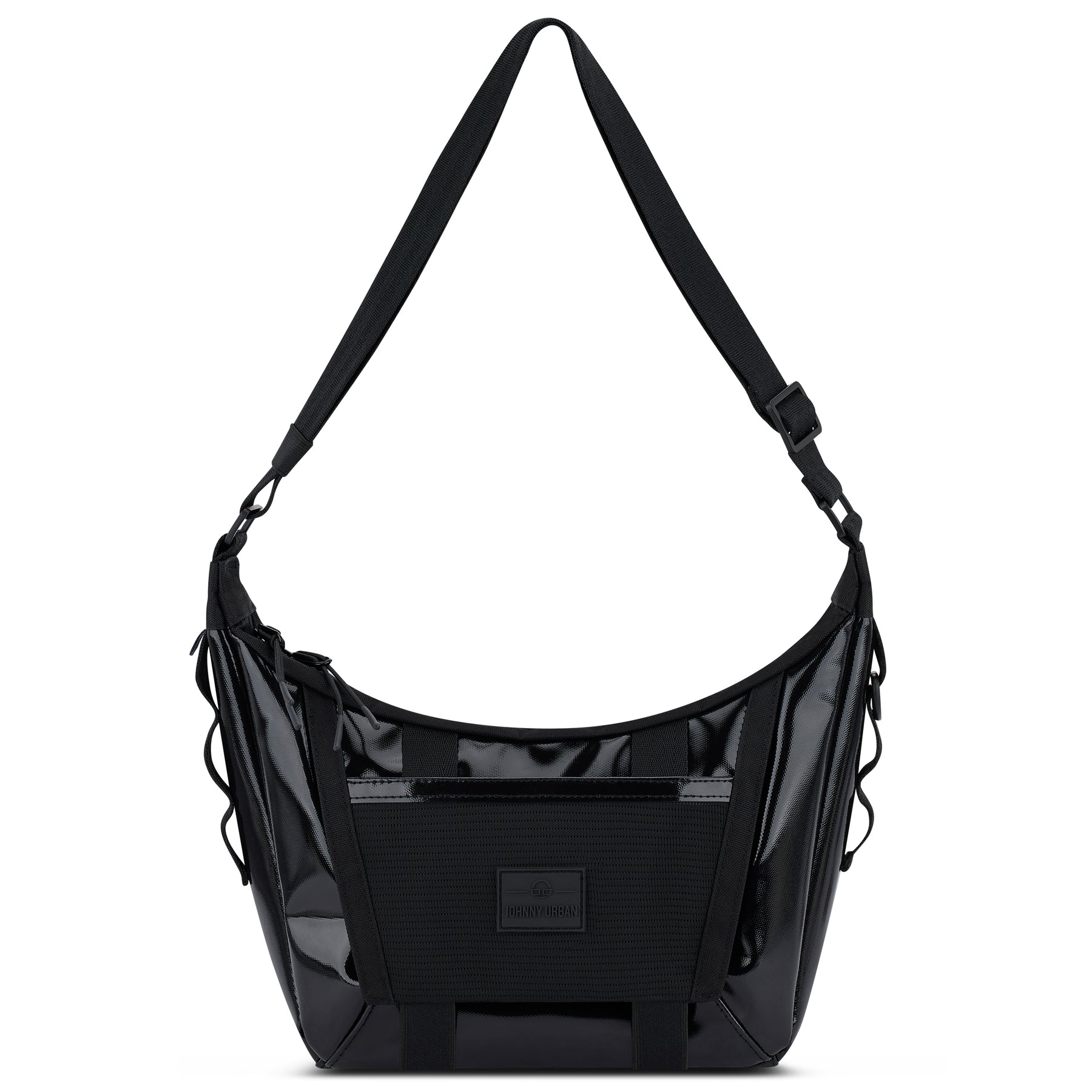 Johnny Urban Handtasche 'Liv' in schwarzem glänzendem Material mit verstellbarem Schultergurt