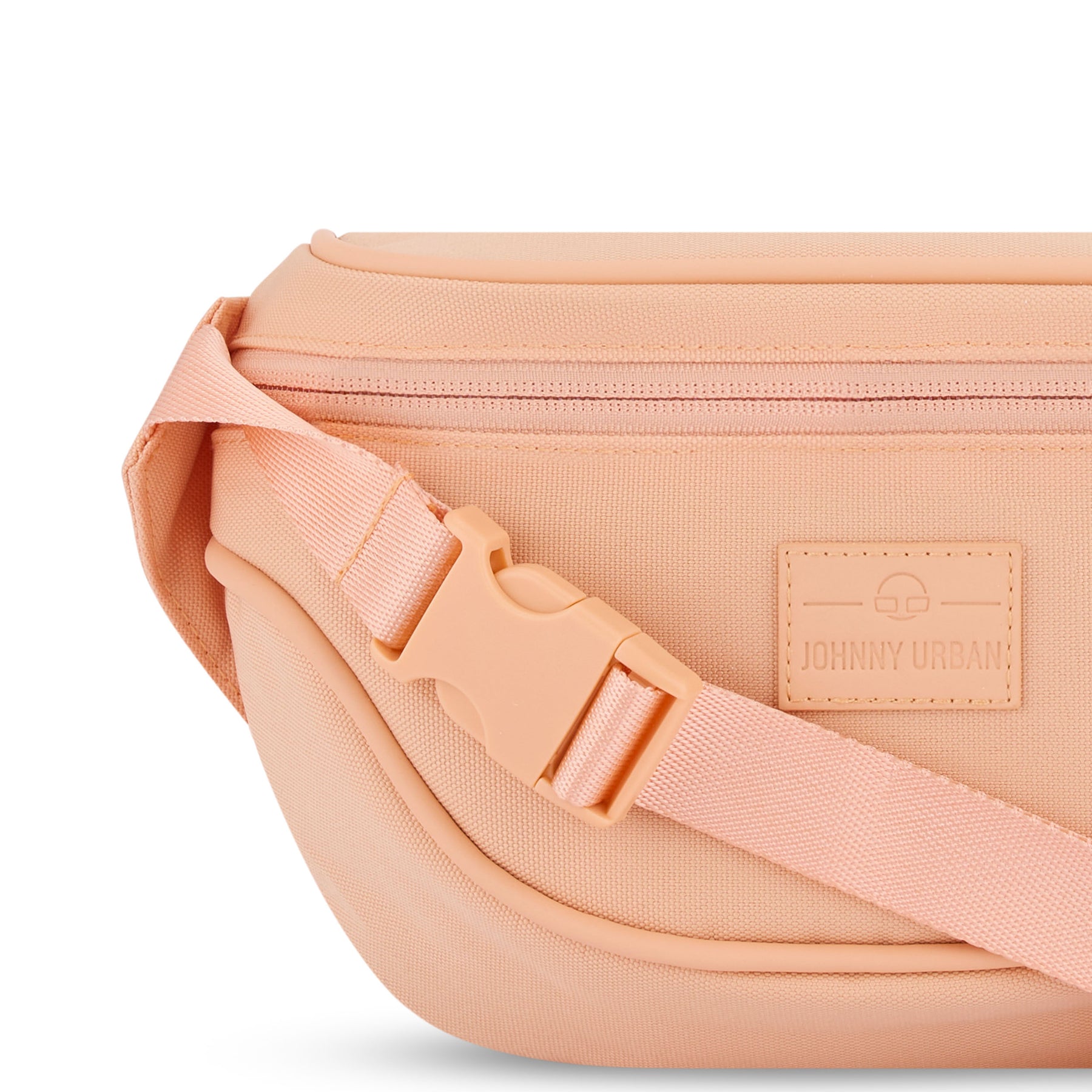 Pfirsichfarbene Bauchtasche 'Ben' von Johnny Urban mit verstellbarem Gurt und Reißverschlussfach