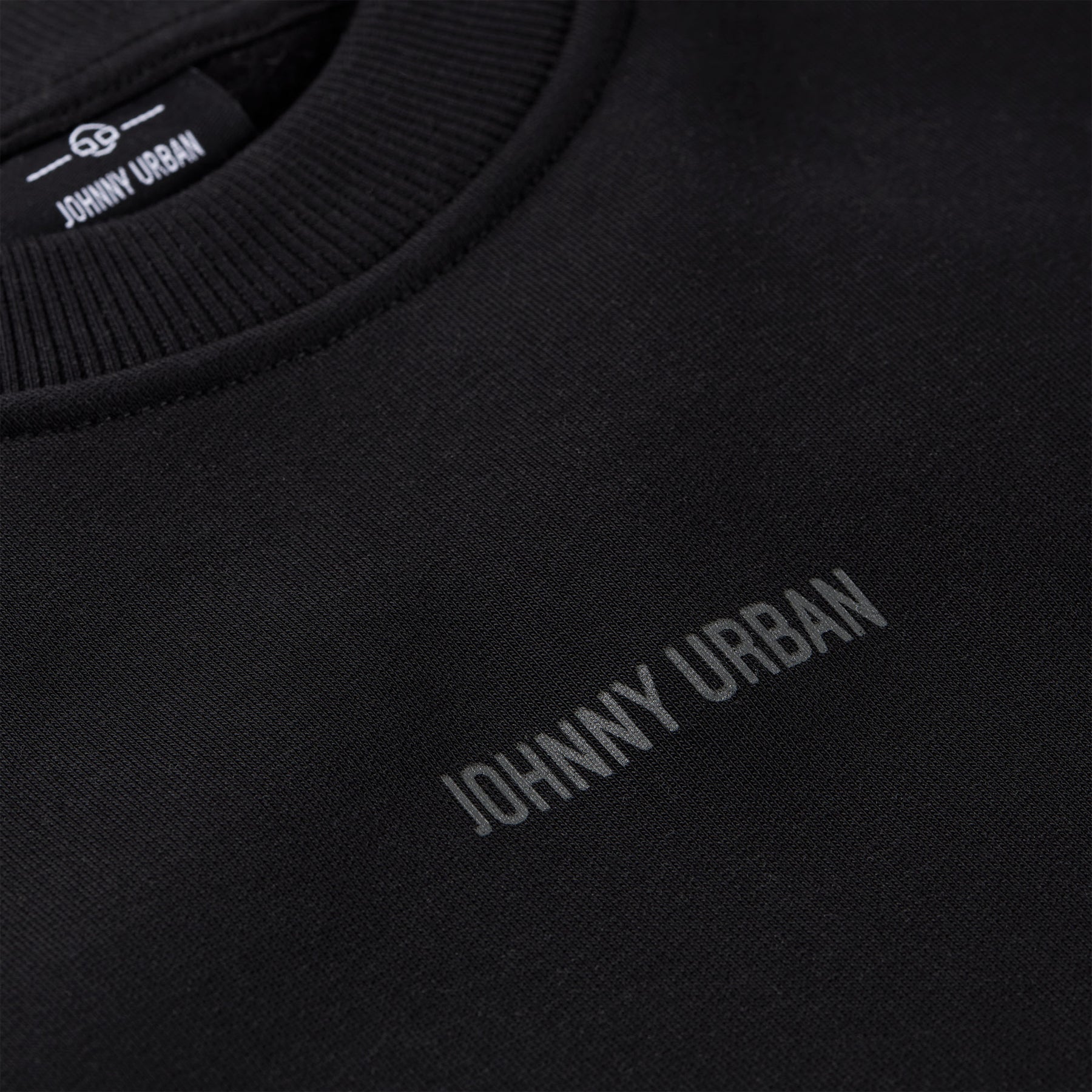 Schwarzer Oversized Crewneck 'Carter' Sweatshirt mit Johnny Urban Logo auf der Brust