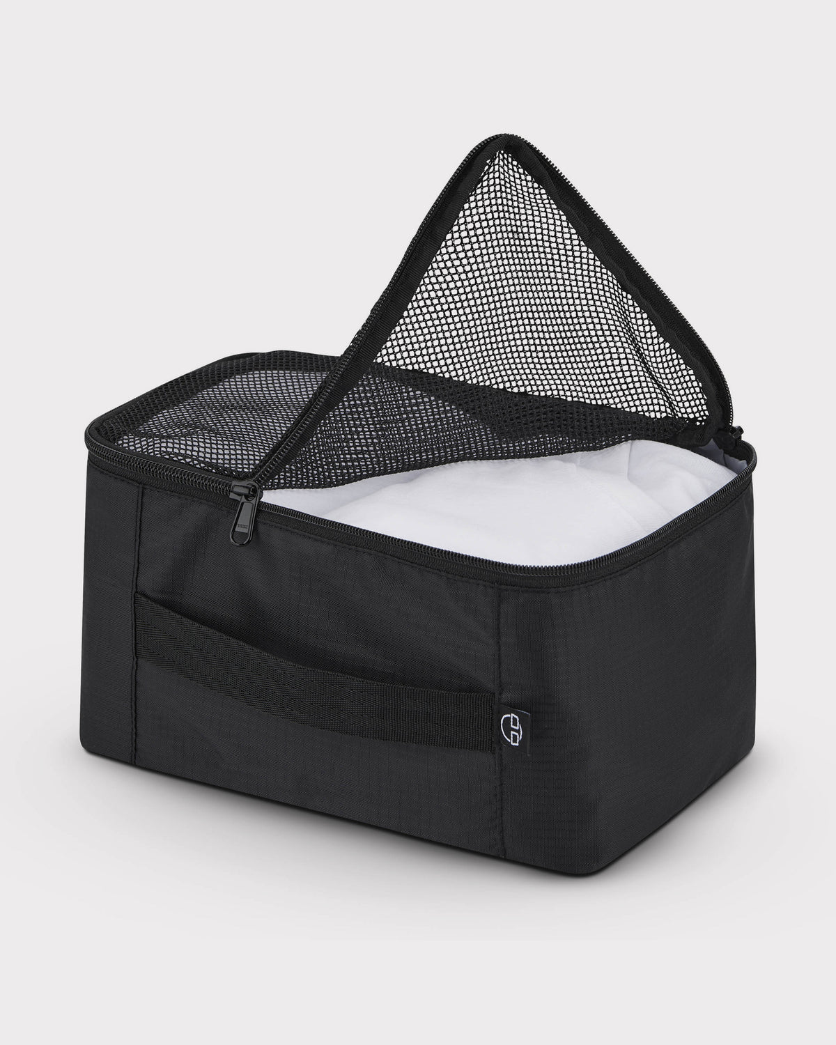 Schwarze Kleidertasche 'Zack' von Johnny Urban mit Netzfach und Reißverschluss