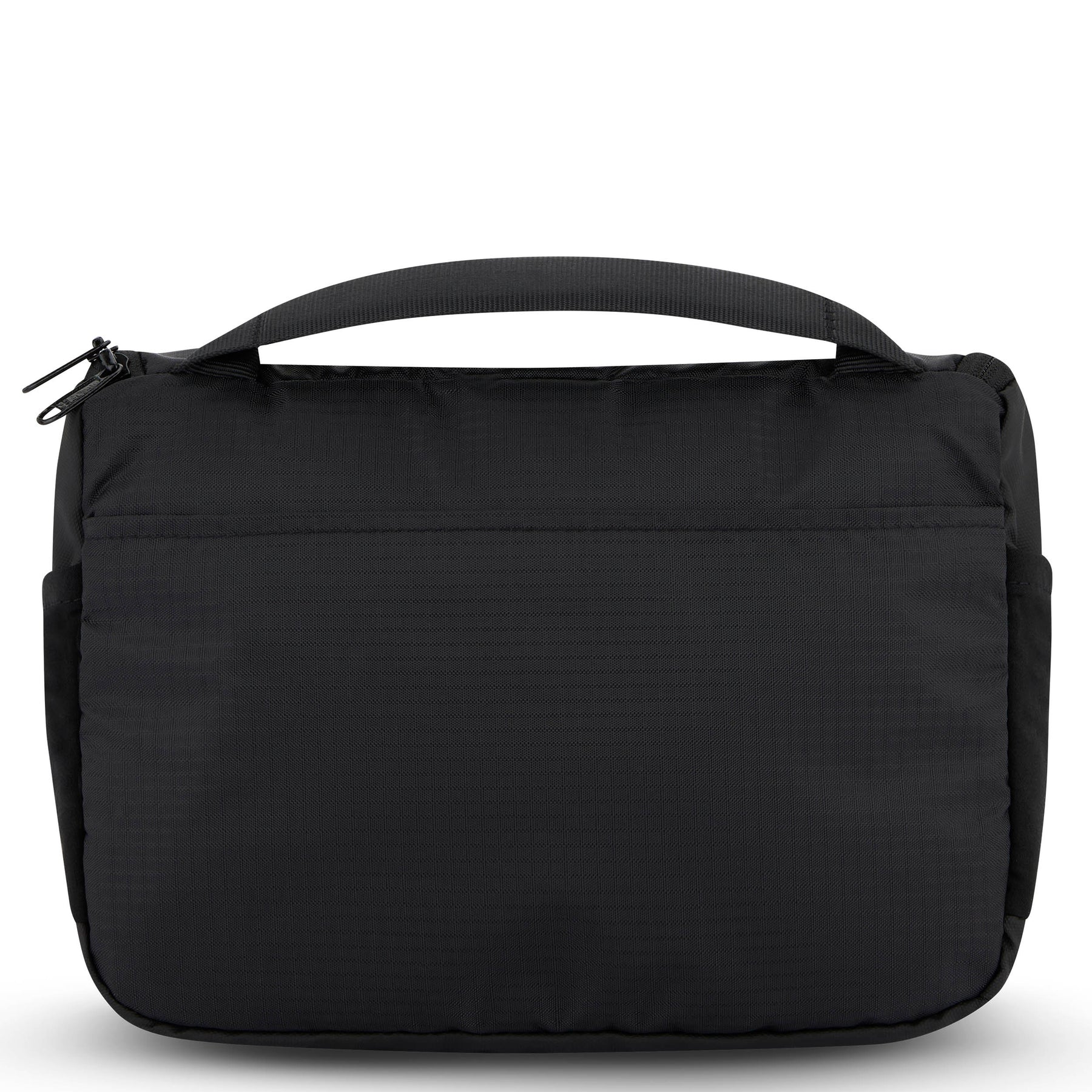 Schwarze Kulturtasche 'Logan' von Johnny Urban mit Reißverschluss und Tragegriff