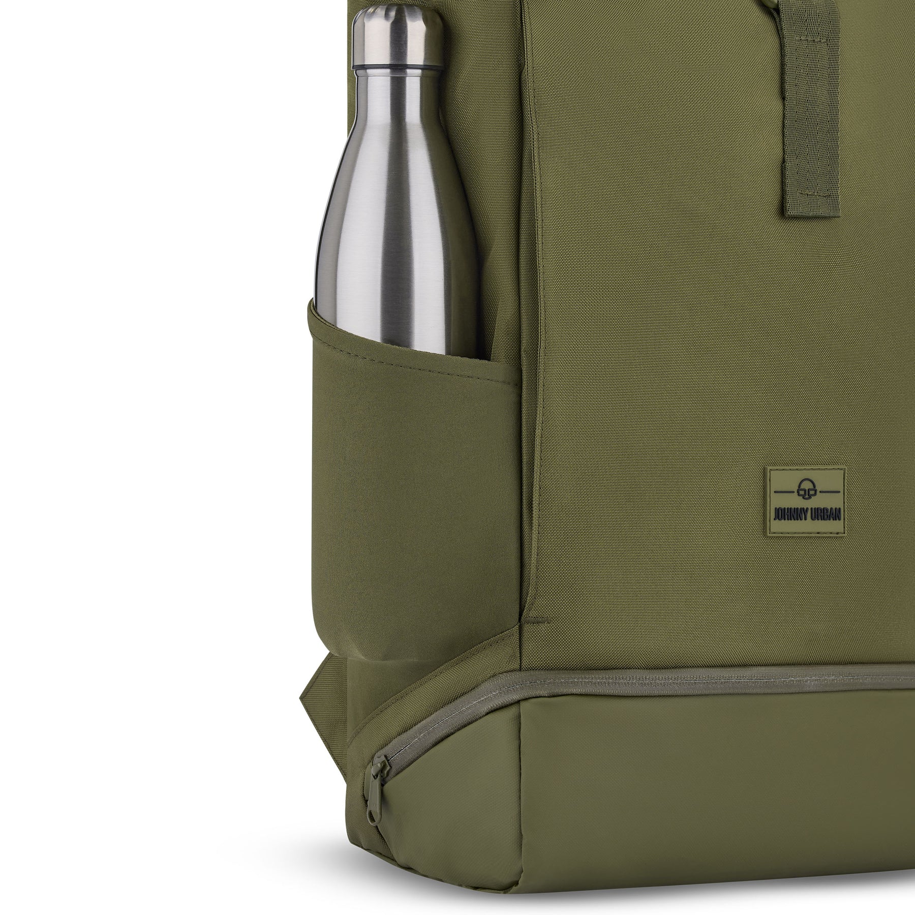 Grüner Rolltop Rucksack "Allen Large" von Johnny Urban mit seitlicher Tasche und silberner Trinkflasche