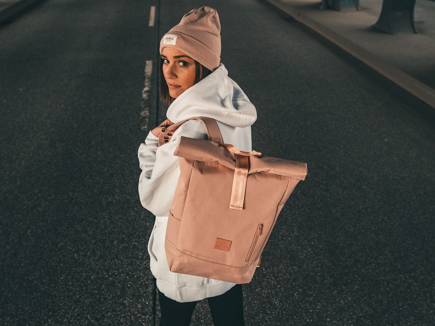 Rolltop Rucksack Robin für Damen in rosa - praktisch für unterwegs - Johnny Urban