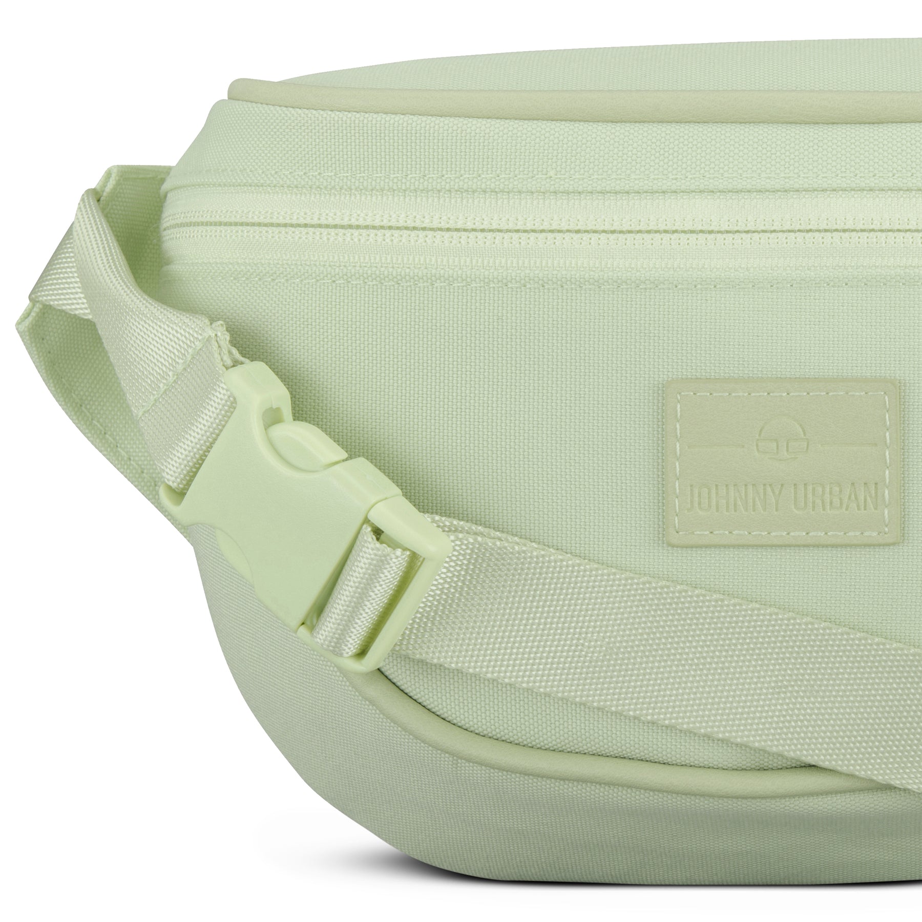 Hellegrüne Bauchtasche 'Ben' von Johnny Urban mit Reißverschluss und verstellbarem Gurt