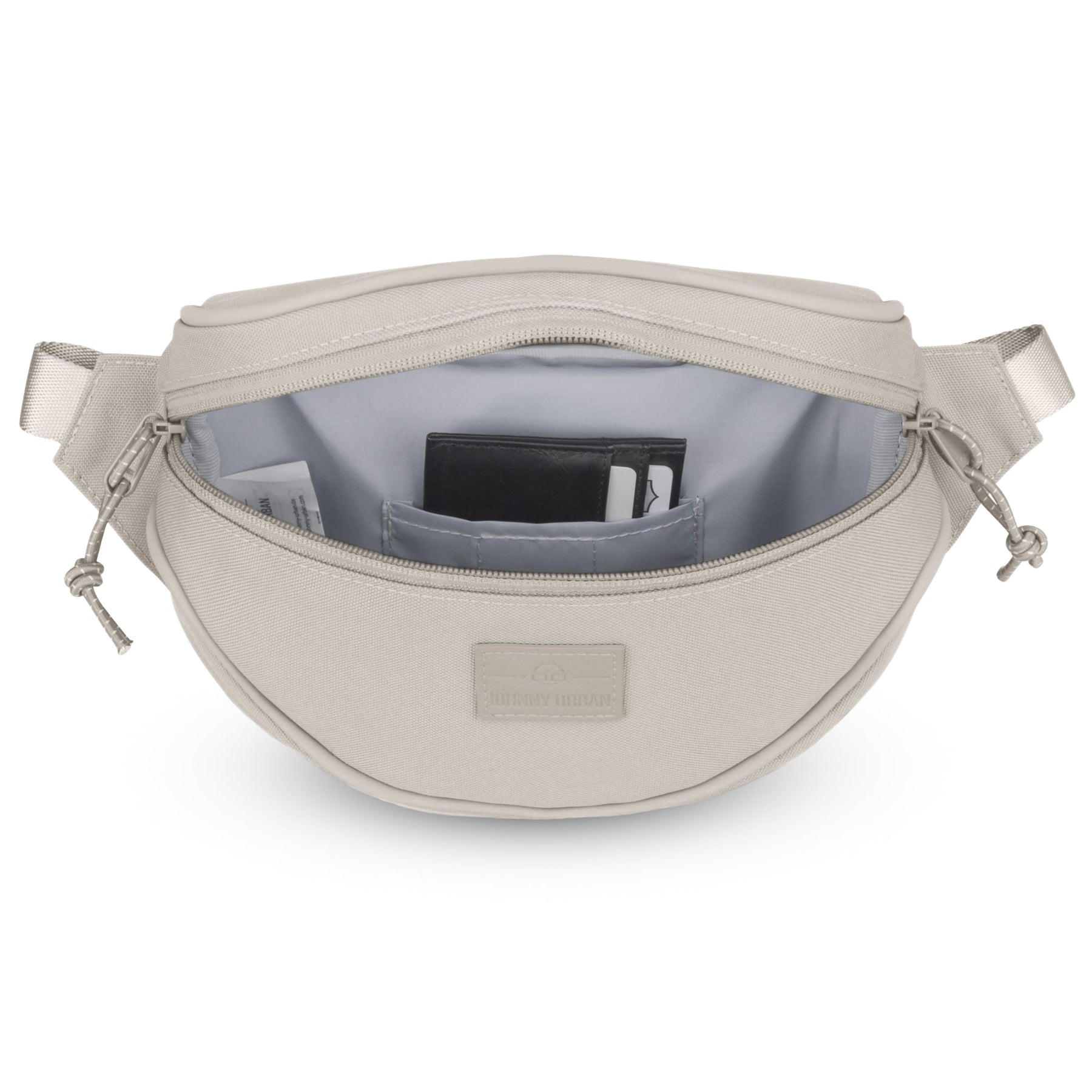 Beige Bauchtasche 'Ben' von Johnny Urban mit Reißverschluss offen, Innenfach mit Kartenetui und Etikett