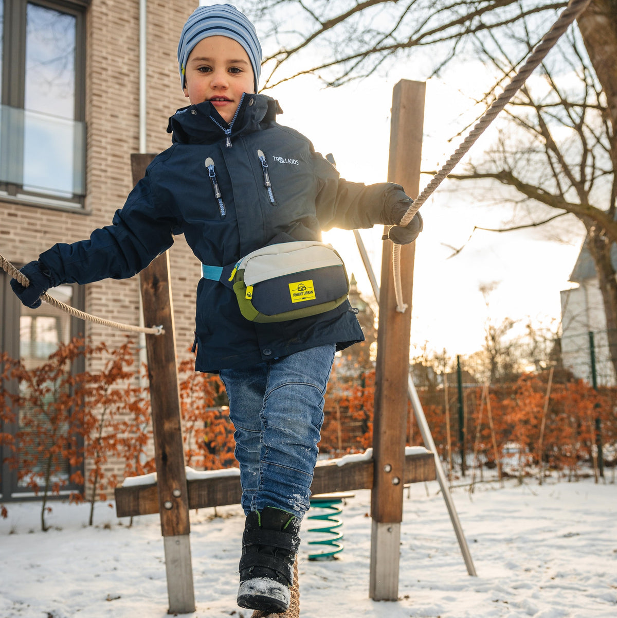 Kleine Kinder Bauchtasche für Jungen. ALT #farbe_blau-bunt