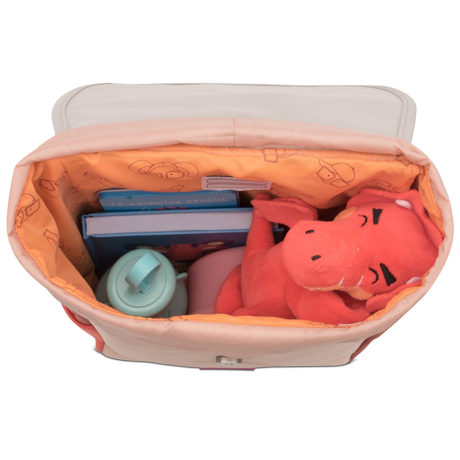 Offener Kinderrucksack 'Liam' mit orange gefüttertem Innenraum, enthält Bücher, eine Wasserflasche und ein rotes Stofftierdrache