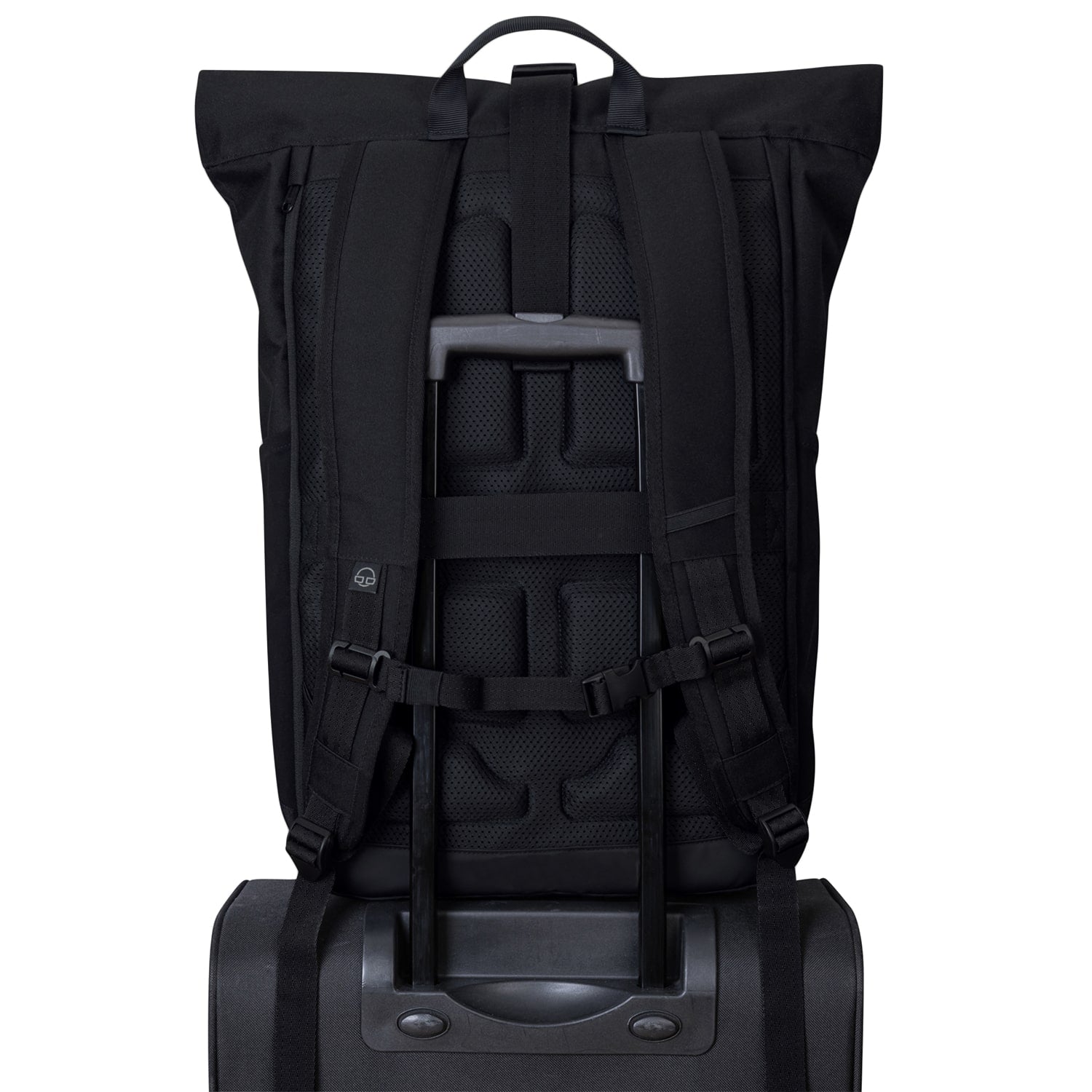 Schwarzer Rolltop Rucksack Allen XL auf Trolleygriff befestigt, gepolsterte Rückenpartie und verstellbare Schultergurte