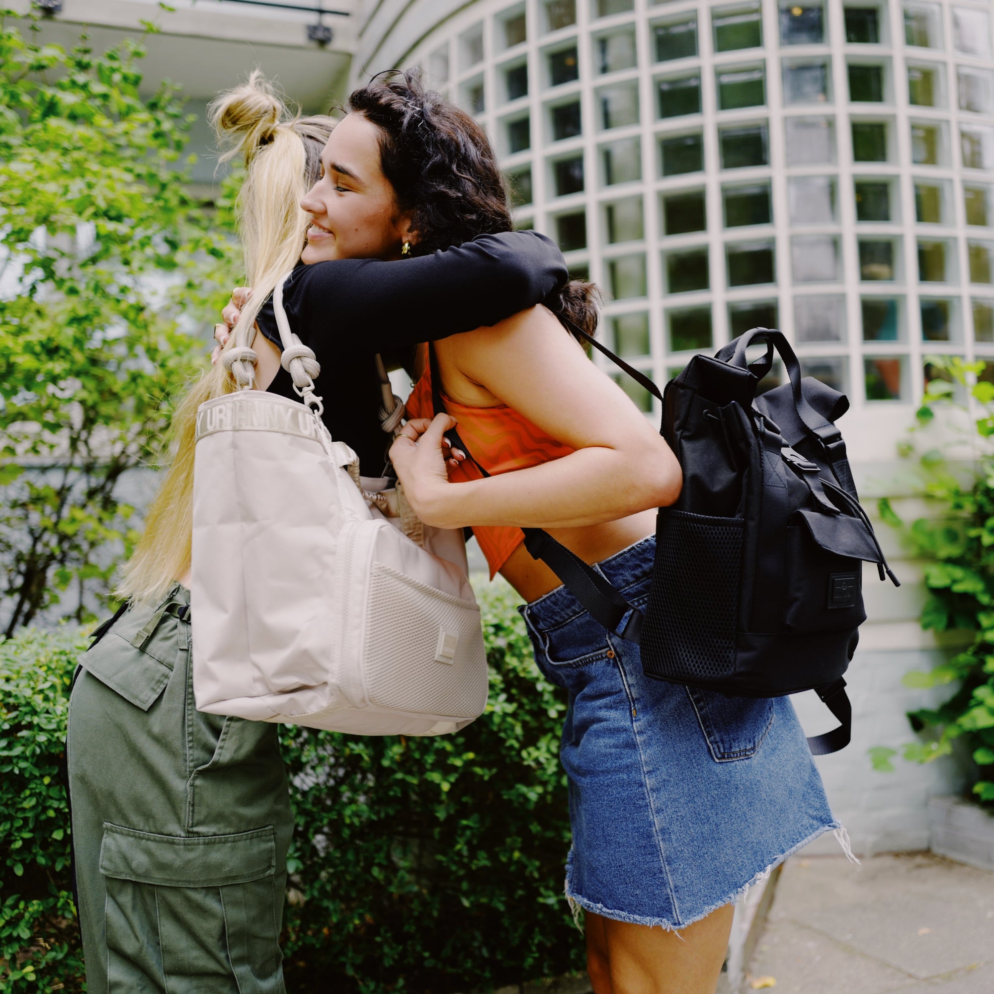 Shopper und Rucksack aus der DOPA Serie - Johnny Urban