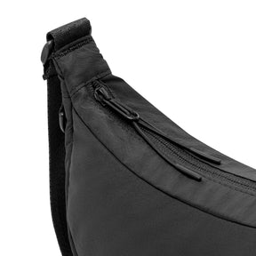 Half Moon Bag "Kaia Small"