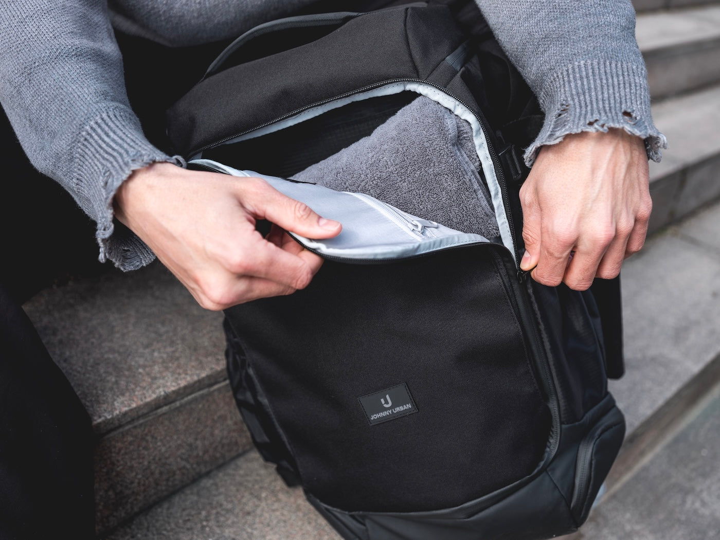 reiserucksack seitliche öffnung Rucksack "Kian" für Reisen und Alltag für Damen & Herren