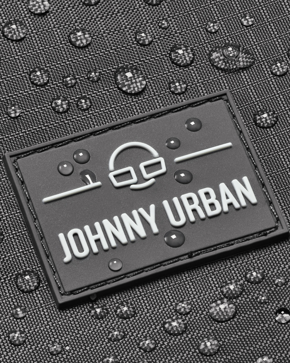 Wasserabweisendes Gewebe mit Johnny Urban Logo auf Rolltop Rucksack Allen Large Move grau