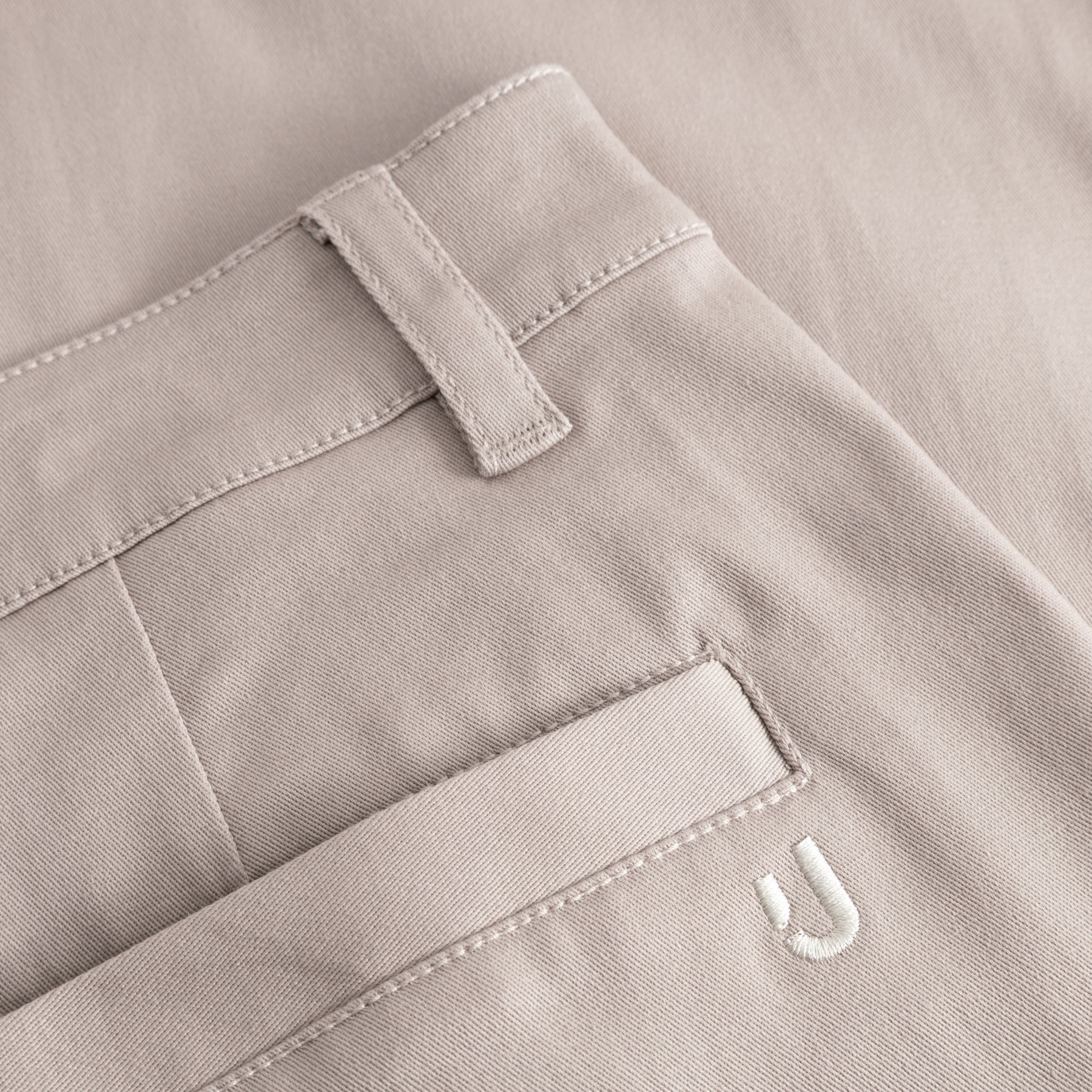 Relaxed Chino Hose "Ari"
