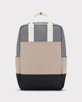 Damenrucksack 'Hailey' von Johnny Urban in Beige, Grau und Schwarz mit weißen Tragegriffen
