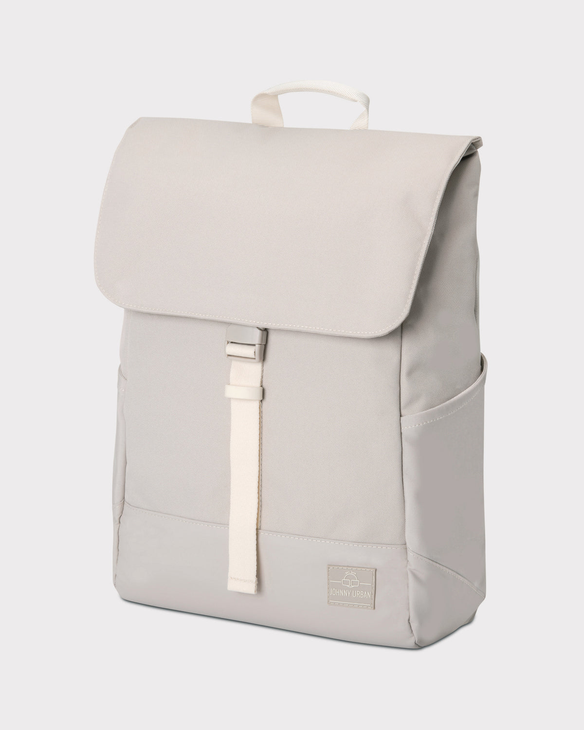 Beiger Tagesrucksack 'Mika' von Johnny Urban mit Klappverschluss und seitlichen Taschen
